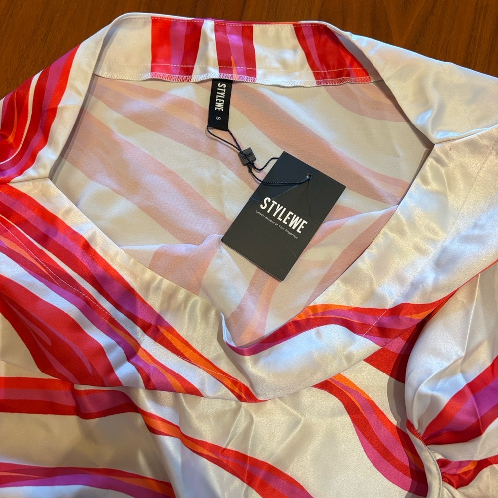 STYLEWE Cream Wide-Leg Pants with Pink & Red Wave Stripes - Picture 4 of 8